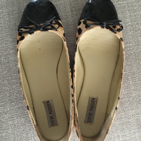 Leopard Print and Leather Steve Madden Flats - Picture 2 of 3